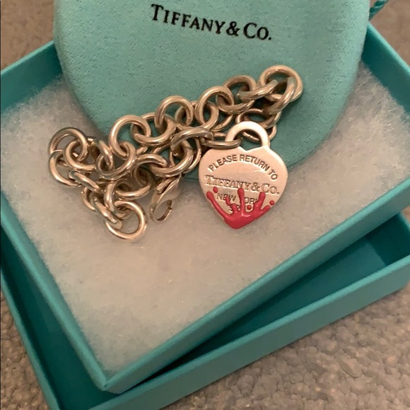 Color Splash Heart Tag Bracelet Deals 